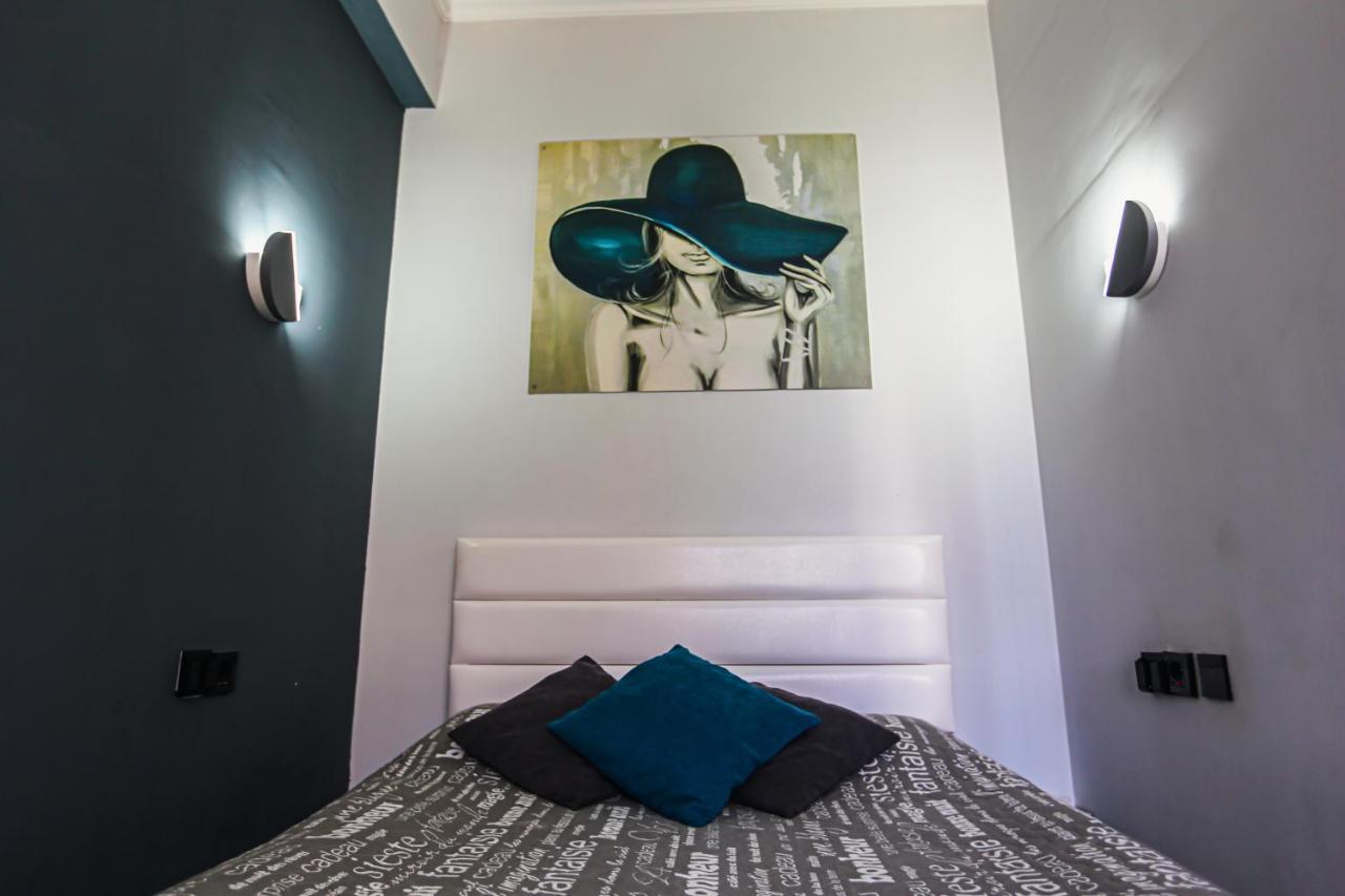 L&L. Apartment Yerevan Bagian luar foto