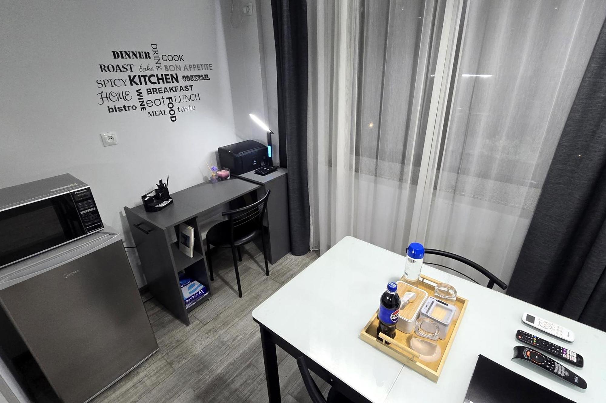 L&L. Apartment Yerevan Bagian luar foto
